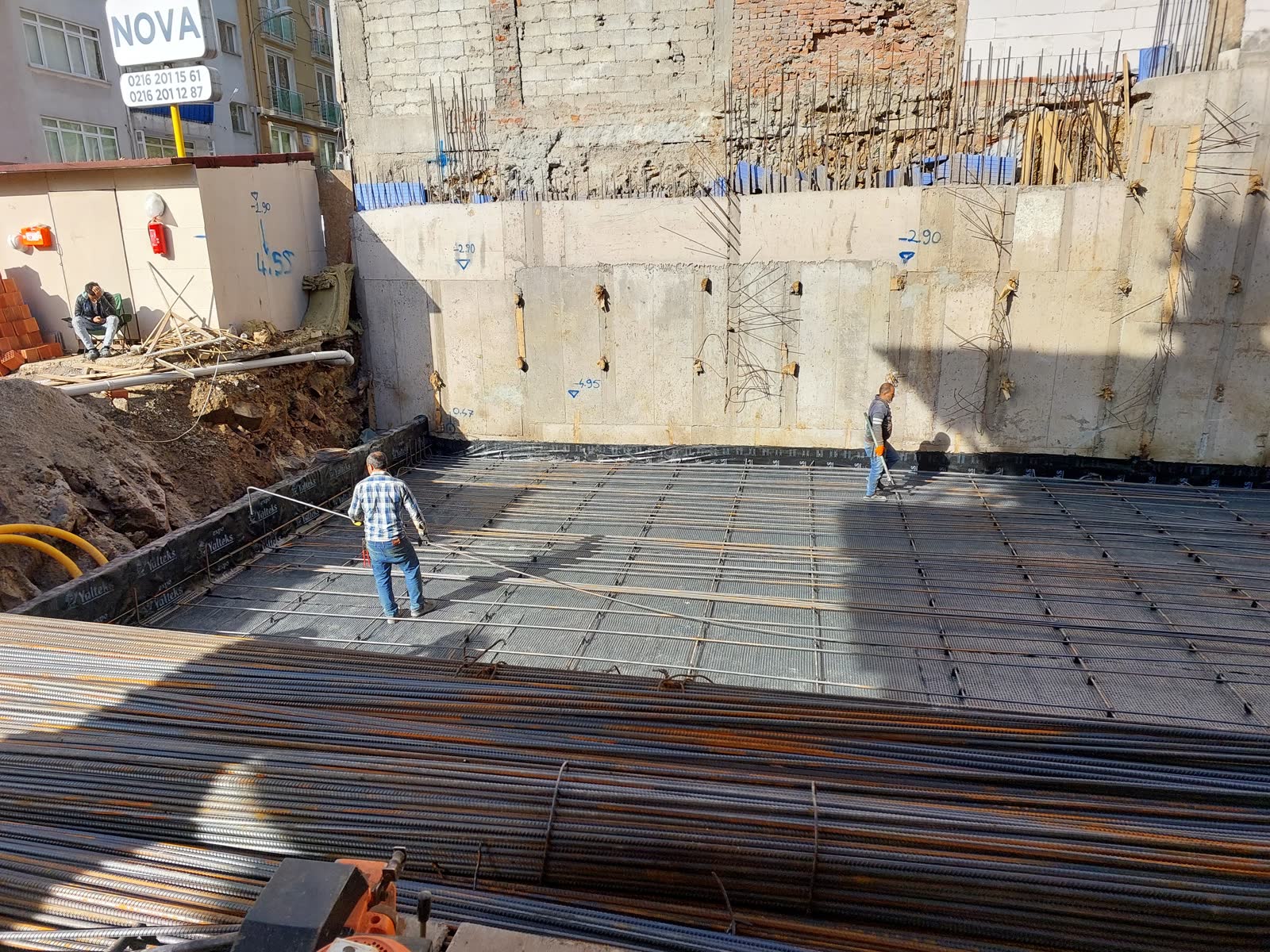 Site overview — foundation cage